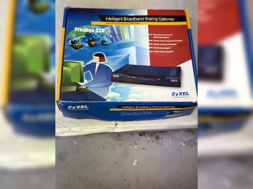 Router ZyXEL Prestige 324, nuevo en caja